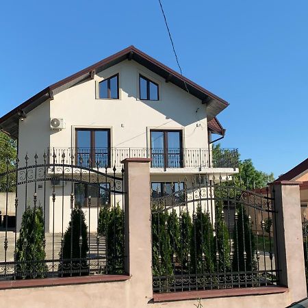Apartament Micsunelelor Cu Parcare Privata Iasi Exterior photo